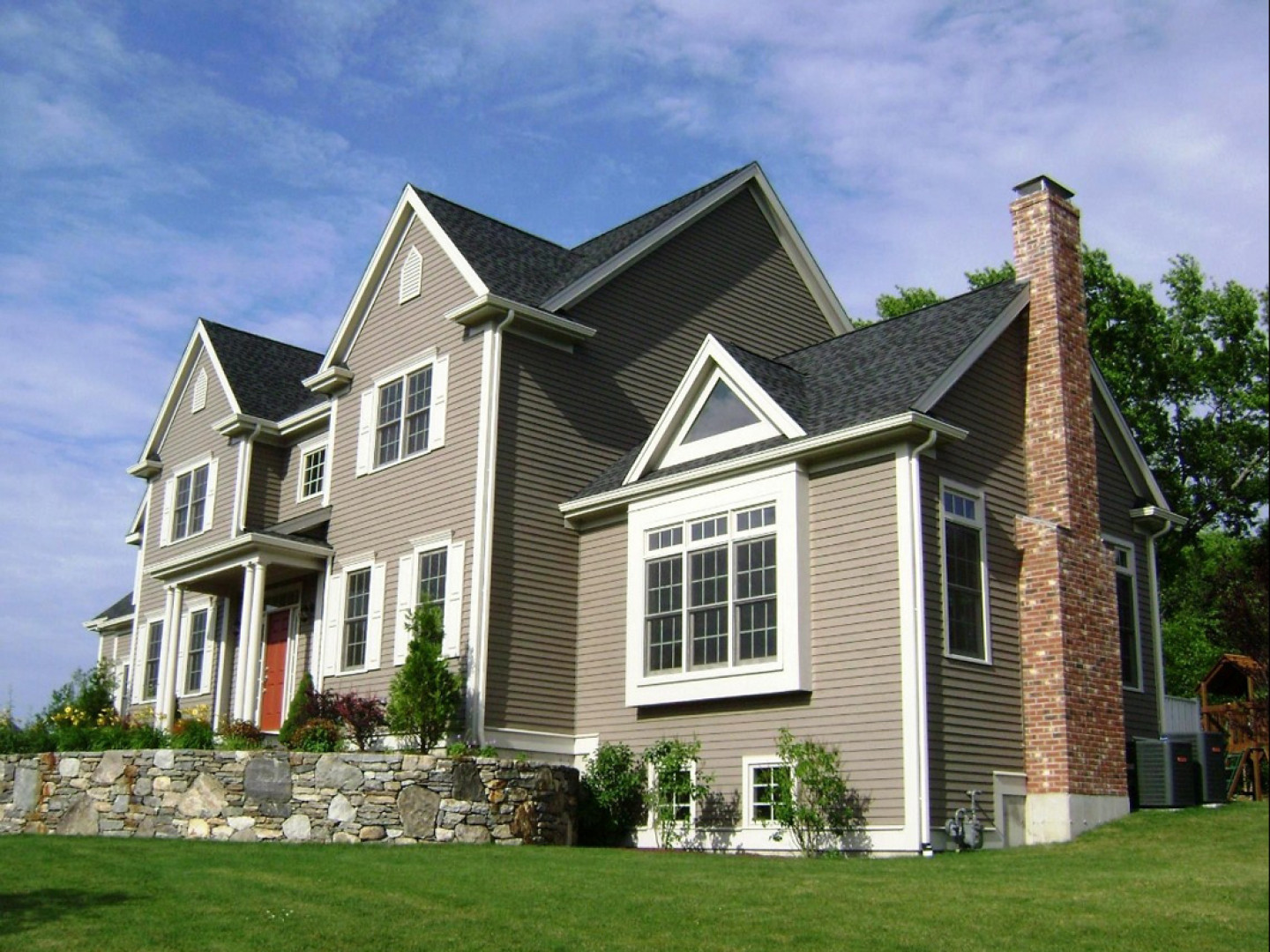 Siding installation by RGV Contracting in Maineville, Ohio